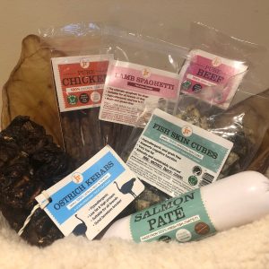 LIVforPETS Shop - JR Pet Products, 100% Natural Dog Treats - Large Treat Selection (Pure Pate, Fish Skin Cubes, Pigs Ears, Ostrich Kebab, Lamb Spaghetti, Training Treats & Pure Meat Sticks. LIV for PETS - Dog Walking and Pet Sitting in Slip End Harpenden Caddington and Markyate.
